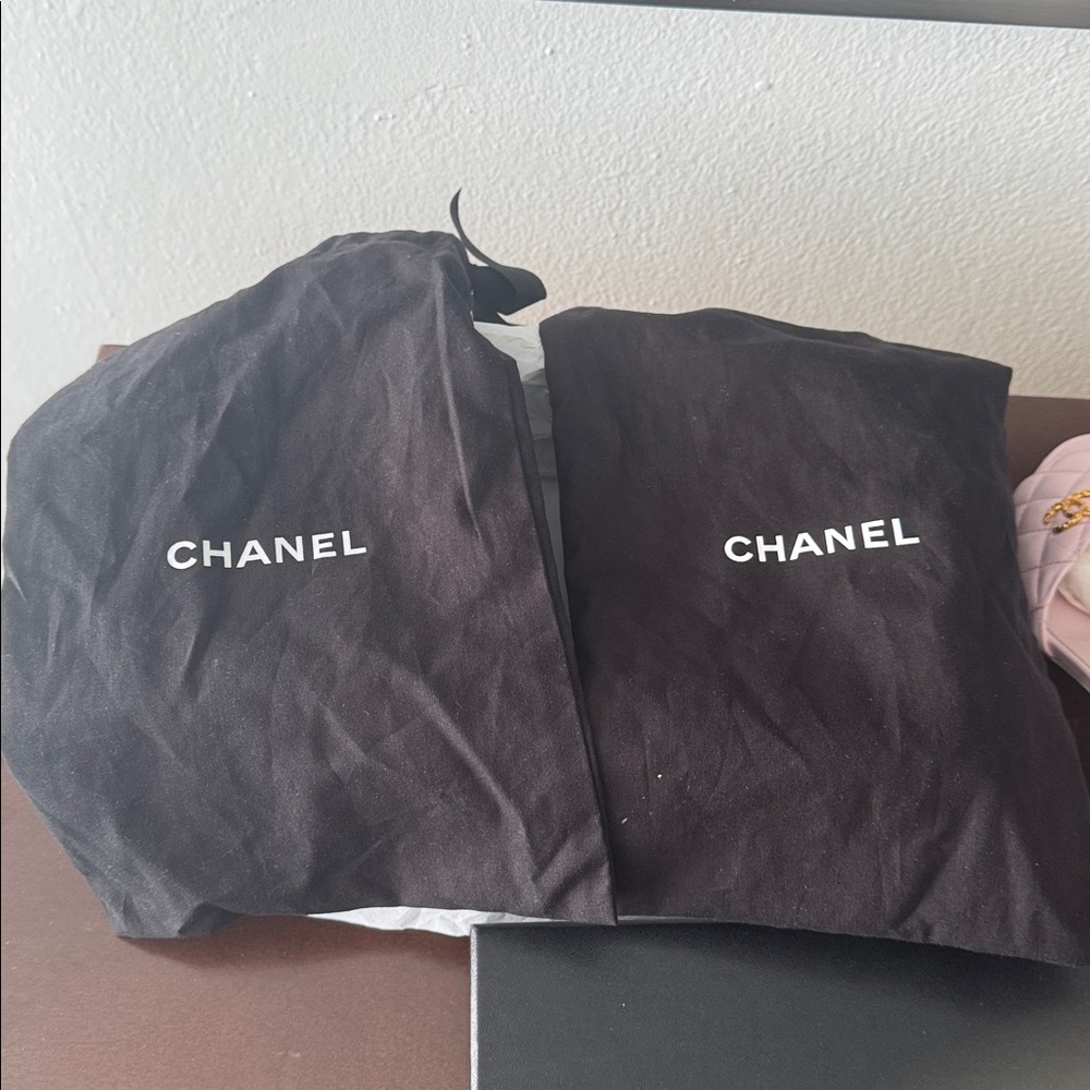 CHANEL CC Diamond Light Pink Quilted Mules Size 38 - Picture 12 of 16